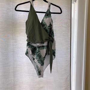 SHEIN palm leaf one piece L